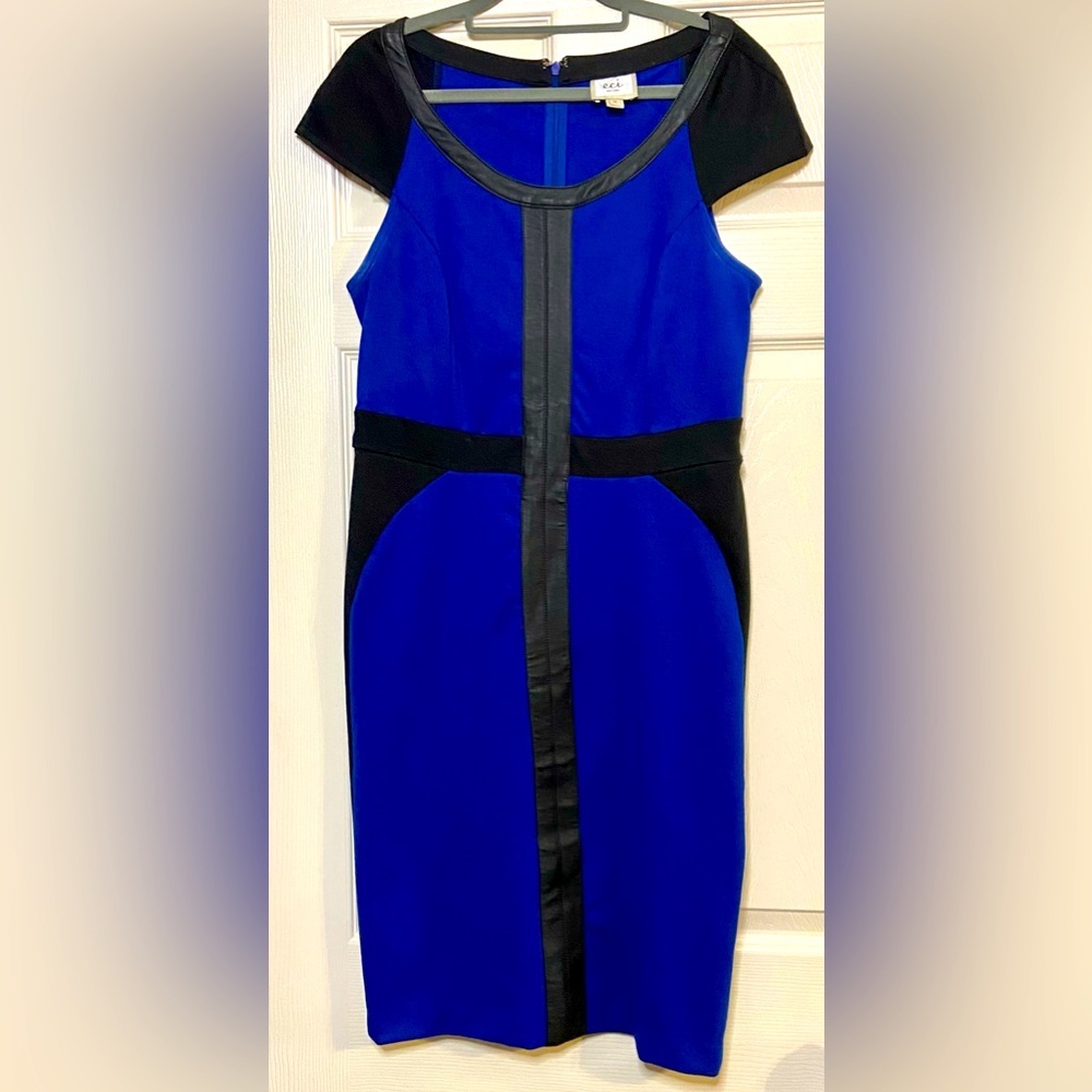 ECI Women’s Dress Black on Blue Stunning Size 10 Stretch